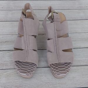 Donald Pliner Geneva Beige Suede Heeled Sandals With Snake Skin Heels Size 9